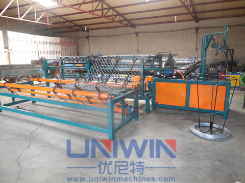 chain link fence making machine